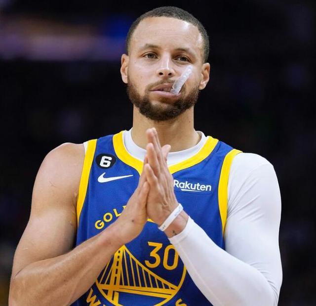 半场战报：勒沃库森1-0纽卡斯尔联，吉马良斯乌龙（半场快讯：勒沃库森1-0暂领先纽卡斯尔联，吉马良斯自摆乌龙）