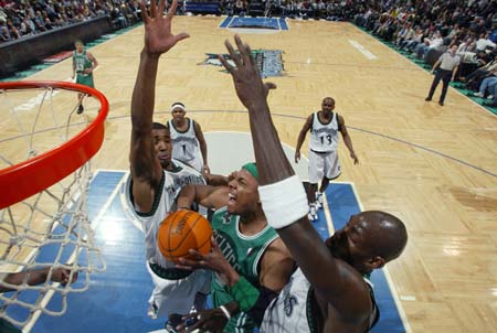 上海U20男足进全运8强，蒯纪闻：没有徐根宝指导我们出不了线（上海U20闯入全运会八强 蒯纪闻：若无徐根宝指点难以出线）