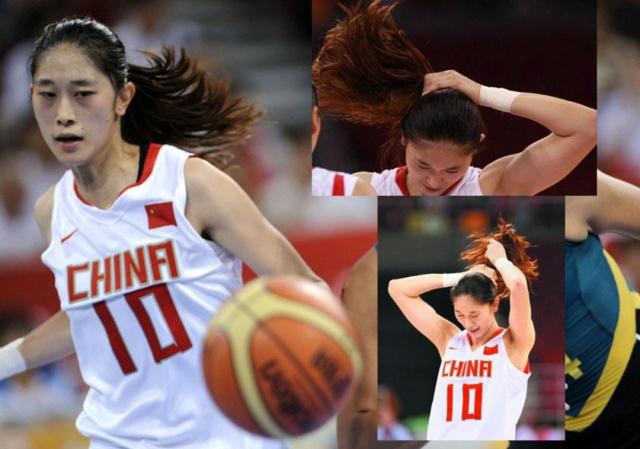 英超半场：罗杰斯世界波破门，维拉暂1-1曼联（英超半场战报：罗杰斯轰世界波，阿斯顿维拉暂与曼联1-1）