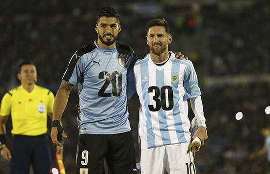 美记：快船与弗兰克谈续约还为时过早，但快船暂不会重大调整（美媒：快船与弗兰克续约时机未到，球队短期内无意大改动）