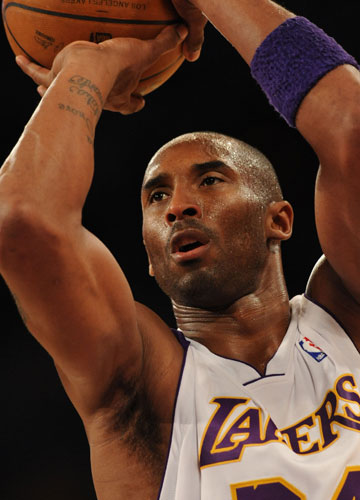 所有人都知道他要出手但挡不住（人尽皆知他将出手，仍无人能挡）