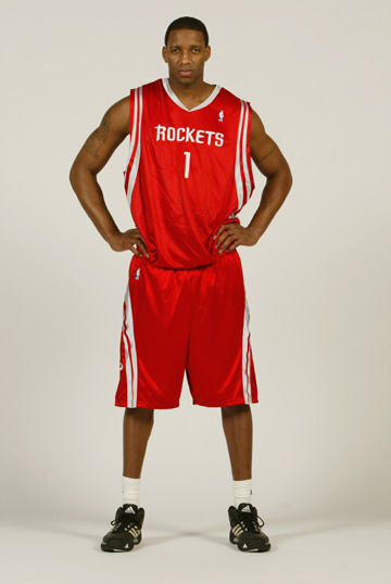 亚洲杯出线生死战，中国香港足总开出100万港币的赢球奖金（亚洲杯出线关键战，中国香港足总祭出100万港币赢球奖）