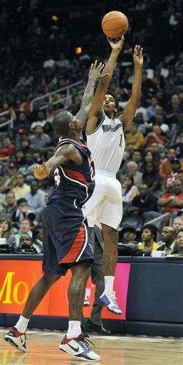 谢维军谈踢中卫：我很害怕出现失误，有经历才会有成长（谢维军谈改打中卫：害怕犯错，但经历才能带来成长）