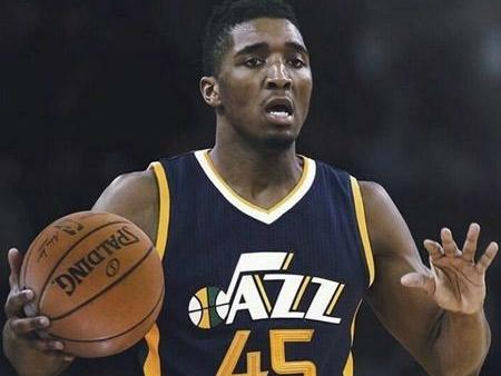 篮球中如何判断对方的意图？（在篮球场上如何读懂对手的意图？）