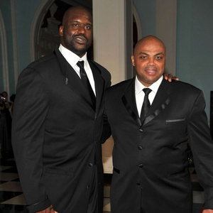 TA：奥赖利首秀表现得游刃有余；安德森很好地控制了比赛节奏（TA：奥赖利首战游刃有余，安德森节奏掌控到位）