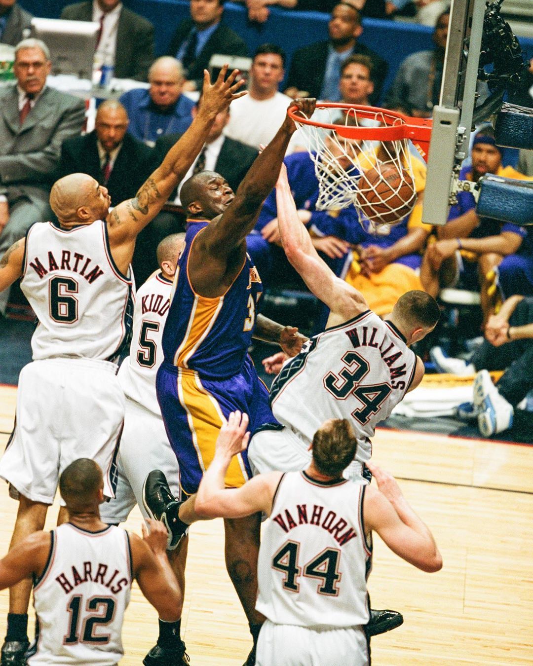 名宿称德约拿大满贯冠军需要运气，澳网官方力挺斯瓦泰克2026夺冠（名宿称德约夺大满贯也需运气，澳网看好斯瓦泰克2026年问鼎）