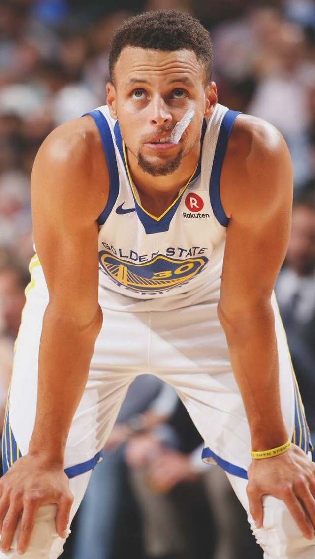 世欧预战报：塔巴科维奇制胜，波黑3-1胜十人罗马尼亚（世欧预快讯：塔巴科维奇建功，波黑3-1力克十人罗马尼亚）