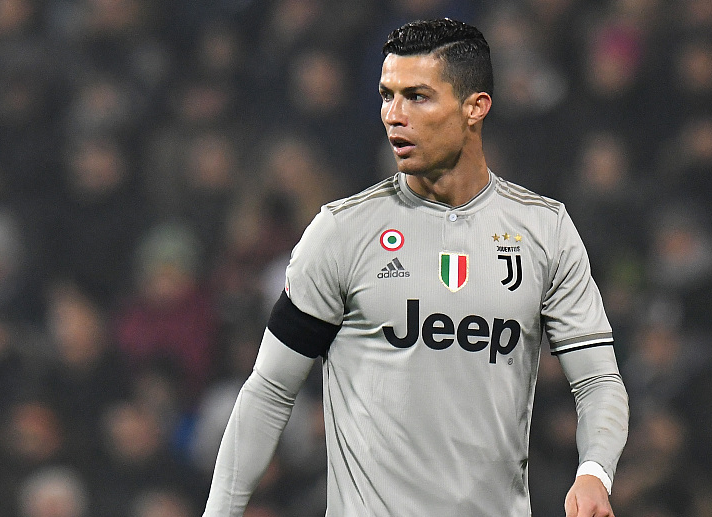 日职乙战报：格拉卡、松原后破门，磐田喜悦2-1战胜鸟栖砂岩（日乙赛况：格拉卡与松原末段建功，磐田喜悦2-1击败鸟栖砂岩）