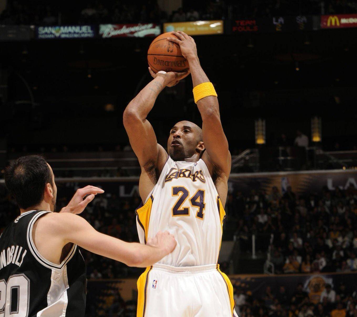 鲁尔：多特小将科尔-坎贝尔就转会接触了中日德兰和图尔贝里（鲁尔消息：多特小将科尔-坎贝尔已就转会与中日德兰、图尔贝里展开接触）