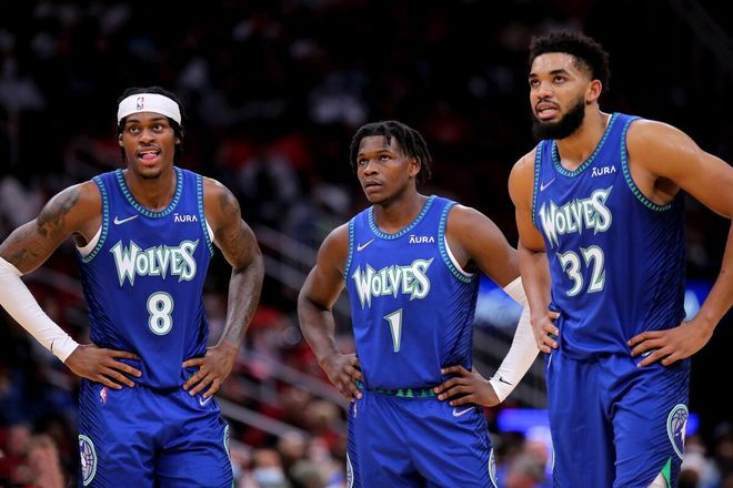 快船全场28次失误，雷霆利用失误得分38分，快船输21分（快船全场送出28次失误，雷霆借机拿下38分，快船以21分之差告负）