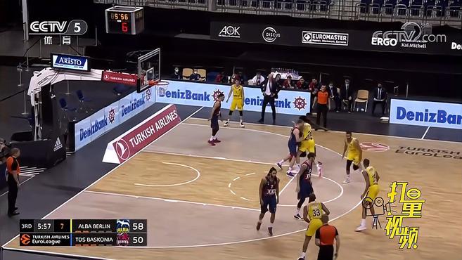 科曼：德利赫特在曼联的表现打动了我，他证明了自己配得上荷兰队征召（科曼：德利赫特曼联表现令我折服，已证明配得上荷兰队征召）