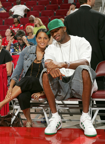 官方：卡塔尔裁判阿里-马里将执法亚冠精英成都vs广岛三箭（官宣：卡塔尔裁判阿里-马里将吹罚亚冠精英成都对阵广岛三箭）