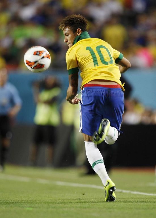 亚足联官方：国安因对阵河内公安比赛中的冲突被罚款5000美元（亚足联公告：国安因与河内公安比赛发生冲突被处以5000美元罚款）